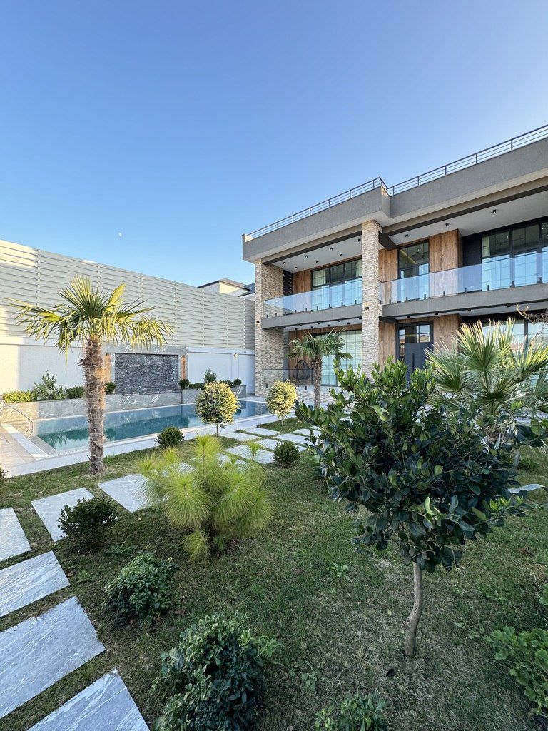 Satılır 6 otaqlı həyət evi/bağ evi 400 m² — Ev, villa, Bakı (6)