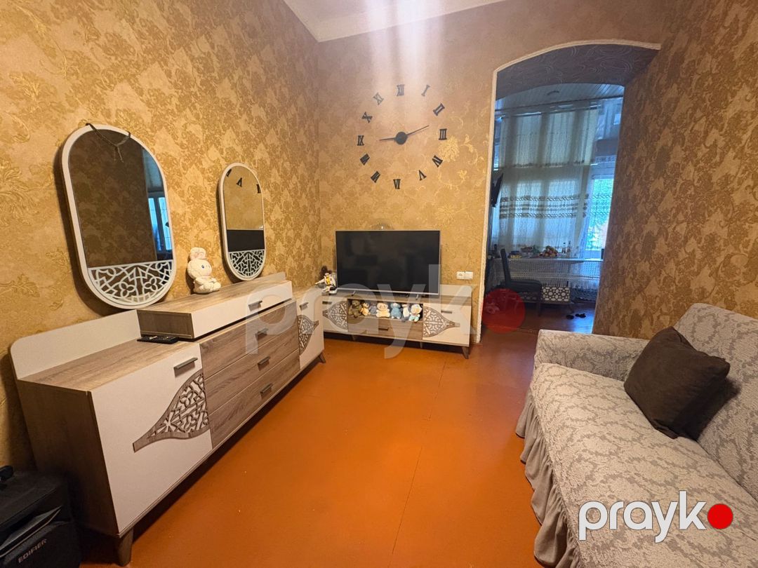 2-otaqlı mənzil, 28 May m., 40 m² — Mənzil, Bakı (2)