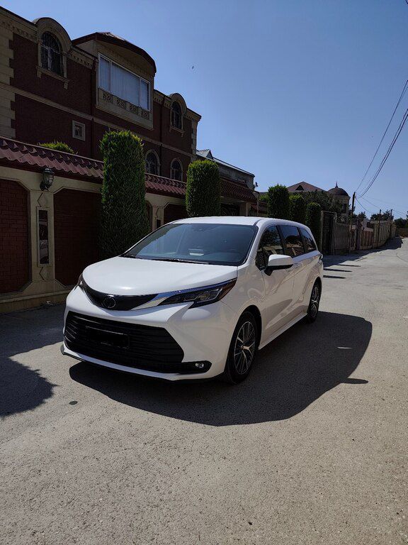 Toyota Sienna, 2.5 L, 1.9 kWh, 2021 il, 94 000 km — Avtomobillər, Bakı (4)