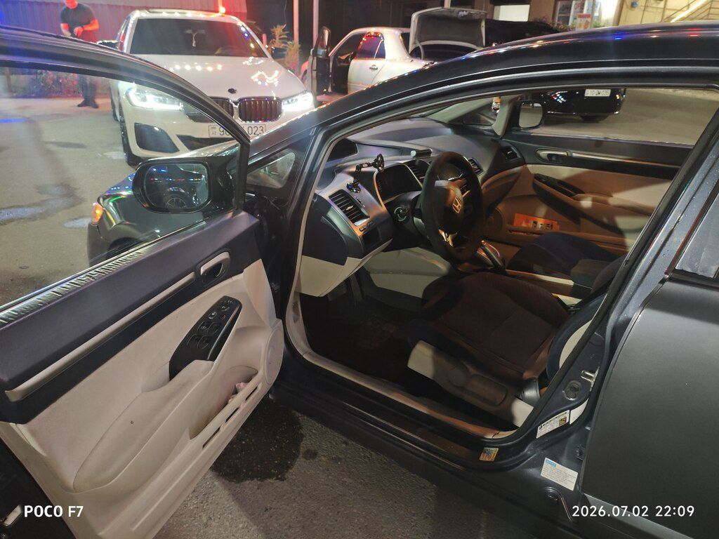 Honda Civic, 1.3 L, 0.9 kWh, 2008 il, 399 999 km — Avtomobillər, Bakı (7)