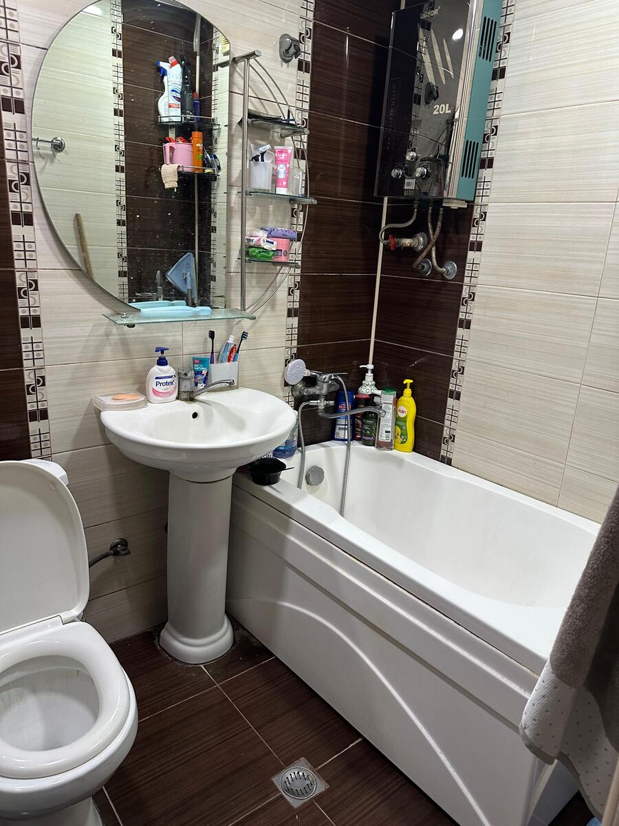 Satılır 2 otaqlı köhnə tikili 40 m² — Mənzil, Bakı (5)