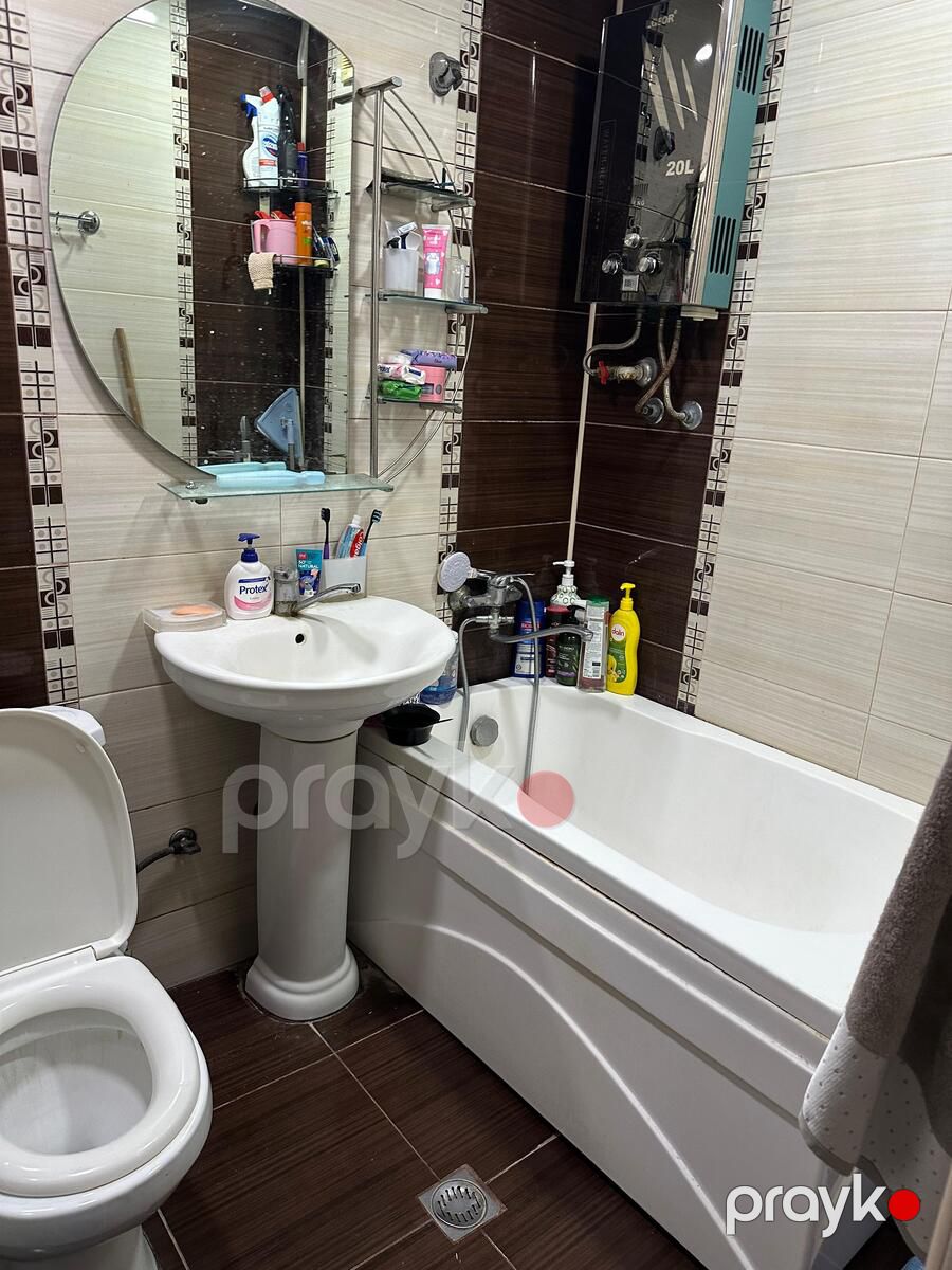 Satılır 2 otaqlı köhnə tikili 40 m² — Mənzil, Bakı (6)