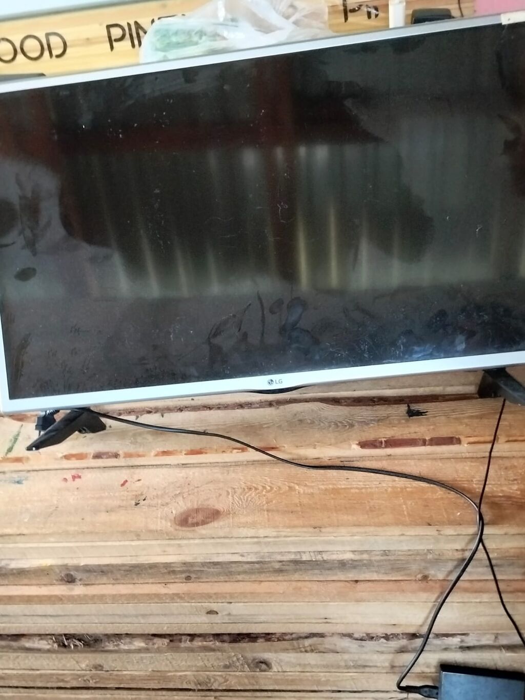 LG LED televizor - Ekran ölçüsü: təxminən 32–40 düym aralığında — Televizorlar, Qəbələ (2)