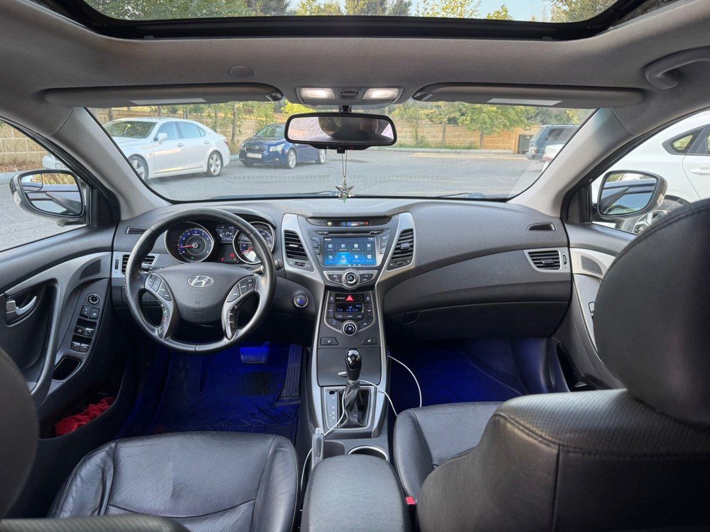 Hyundai Elantra, 1.8 L, 2015 il, 117 000 km — Avtomobillər, Bakı (11)