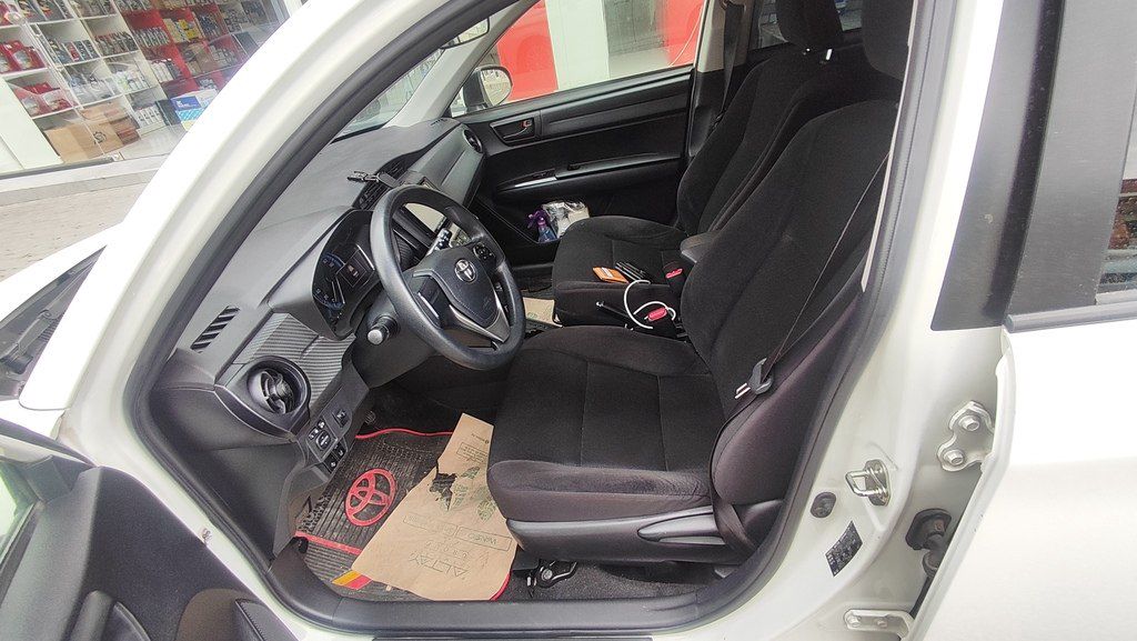 Toyota Corolla Axio, 1.5 L, 0.87 kWh, 2018 il, 160 000 km — Avtomobillər, Bakı (9)