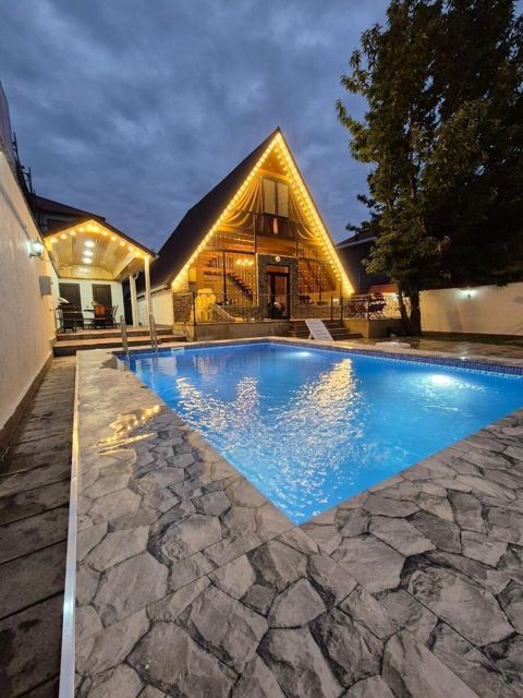 İcarəyə verilir 4 otaqlı həyət evi/bağ evi 140 m² — Qəbələ