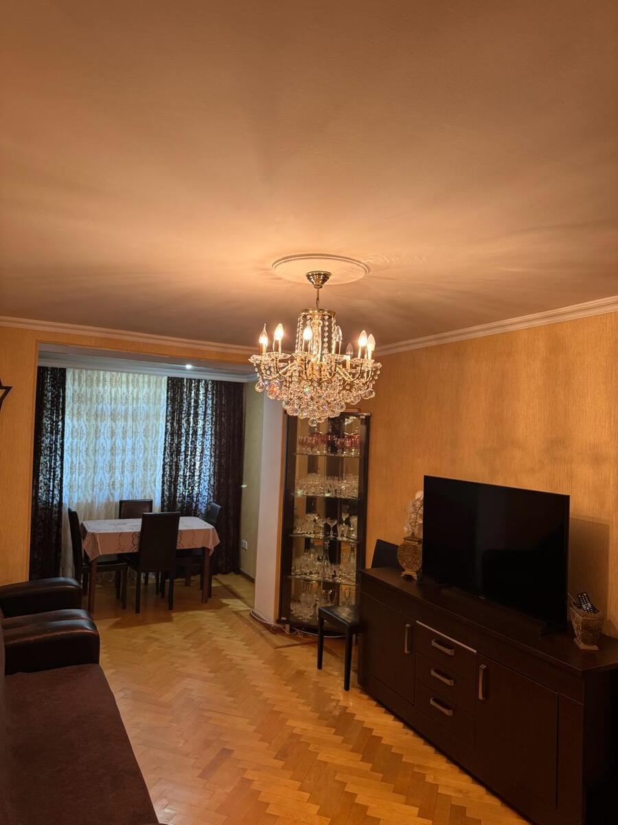 Satılır 4 otaqlı köhnə tikili 100 m² — Mənzil, Bakı (4)
