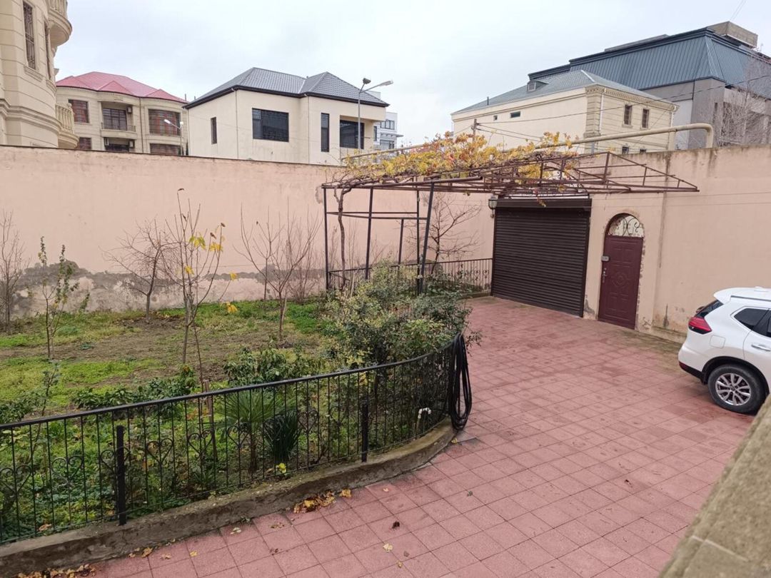 Satılır 8 otaqlı həyət evi/bağ evi 390 m² — Ev, villa, Bakı (2)