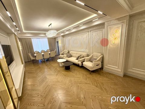 Satılır 4 otaqlı yeni tikili 235 m²
