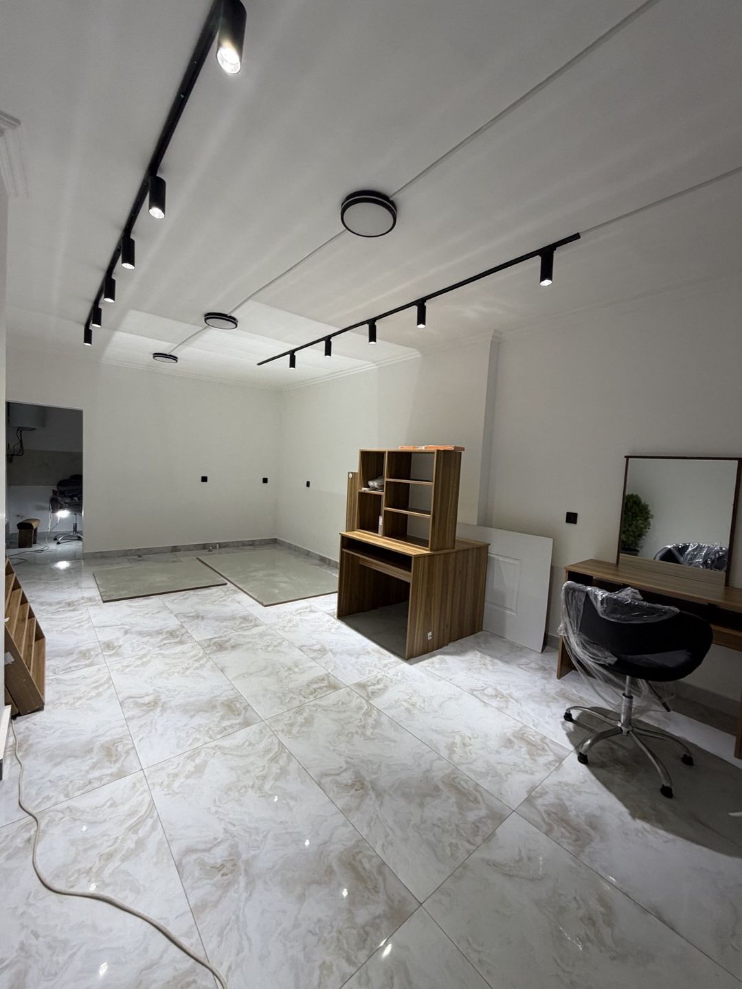 İcarəyə verilir obyekt 42 m² — Əmlak, Bakı (2)