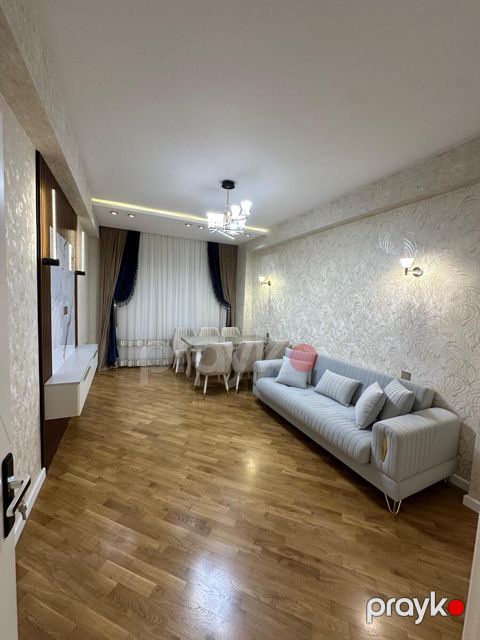 Satılır 2 otaqlı yeni tikili 75 m²