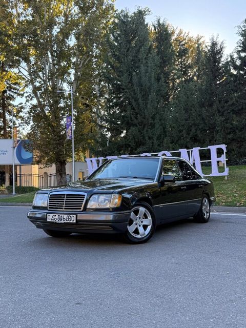 Mercedes E 220, 2.2 L, 1994 il, 500 000 km — Mingəçevir
