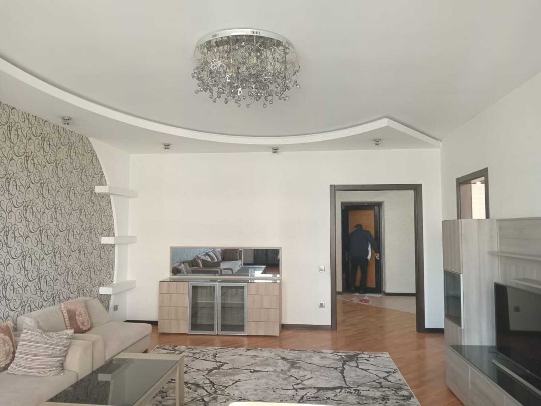Satılır 3 otaqlı yeni tikili 140 m² — Mənzil, Bakı (3)