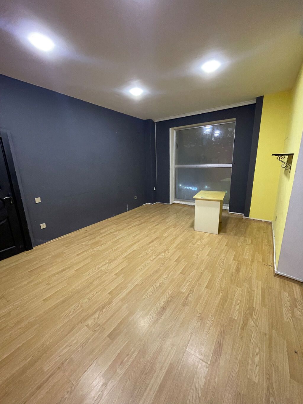 Ofis icareye verilir Anbar kimi de icareye goture bilersiniz Elsen — Ofis, Bakı (2)