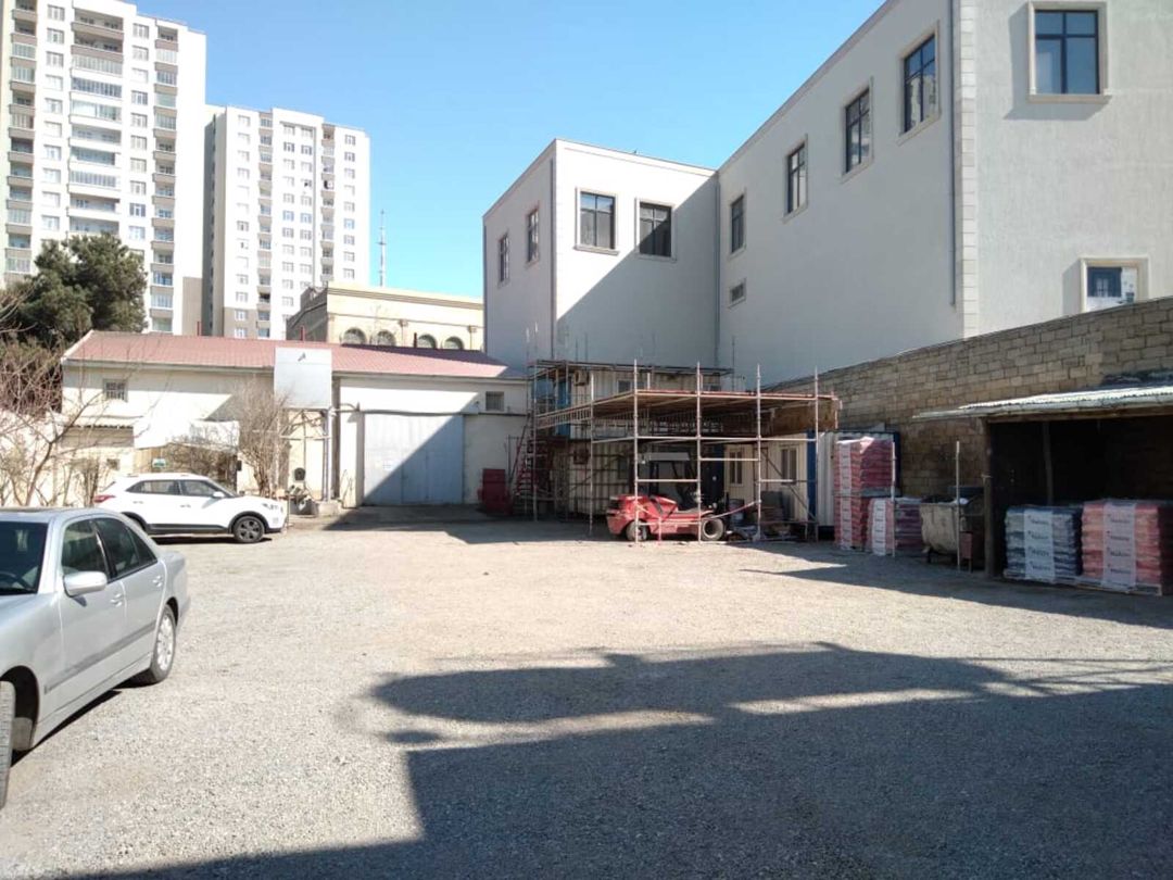 Satılır obyekt 650 m² — Əmlak, Bakı (10)