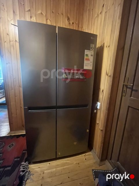 LG dörd qapılı Side-by-Side soyuducu-moronluq - Model: LG (etiketdə — Quba