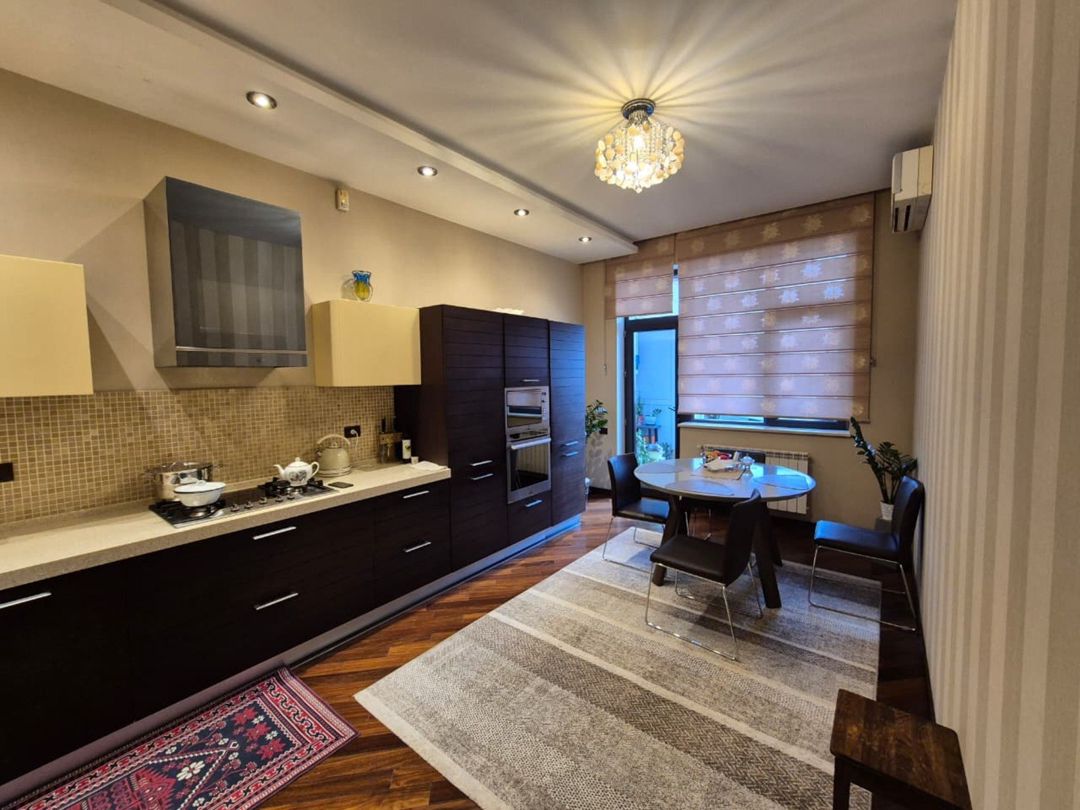 Satılır 4 otaqlı yeni tikili 190 m² — Mənzil, Bakı (12)