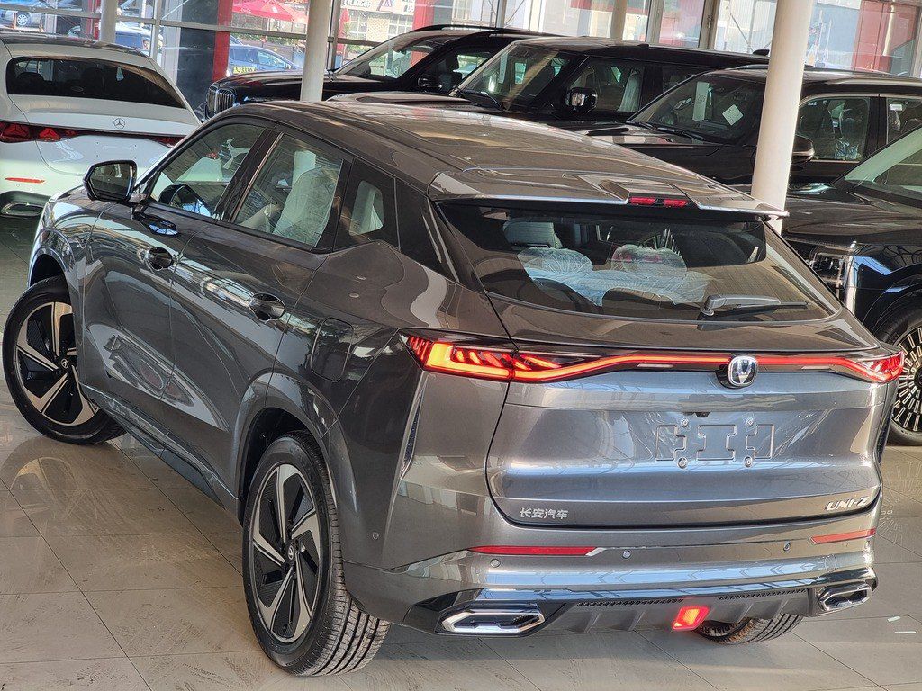 Changan Uni-Z, 1.5 L, 18.4 kWh, 2026 il, yeni — Avtomobillər, Bakı (12)