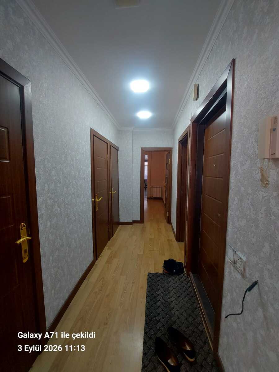Satılır 4 otaqlı köhnə tikili 100 m² — Mənzil, Bakı