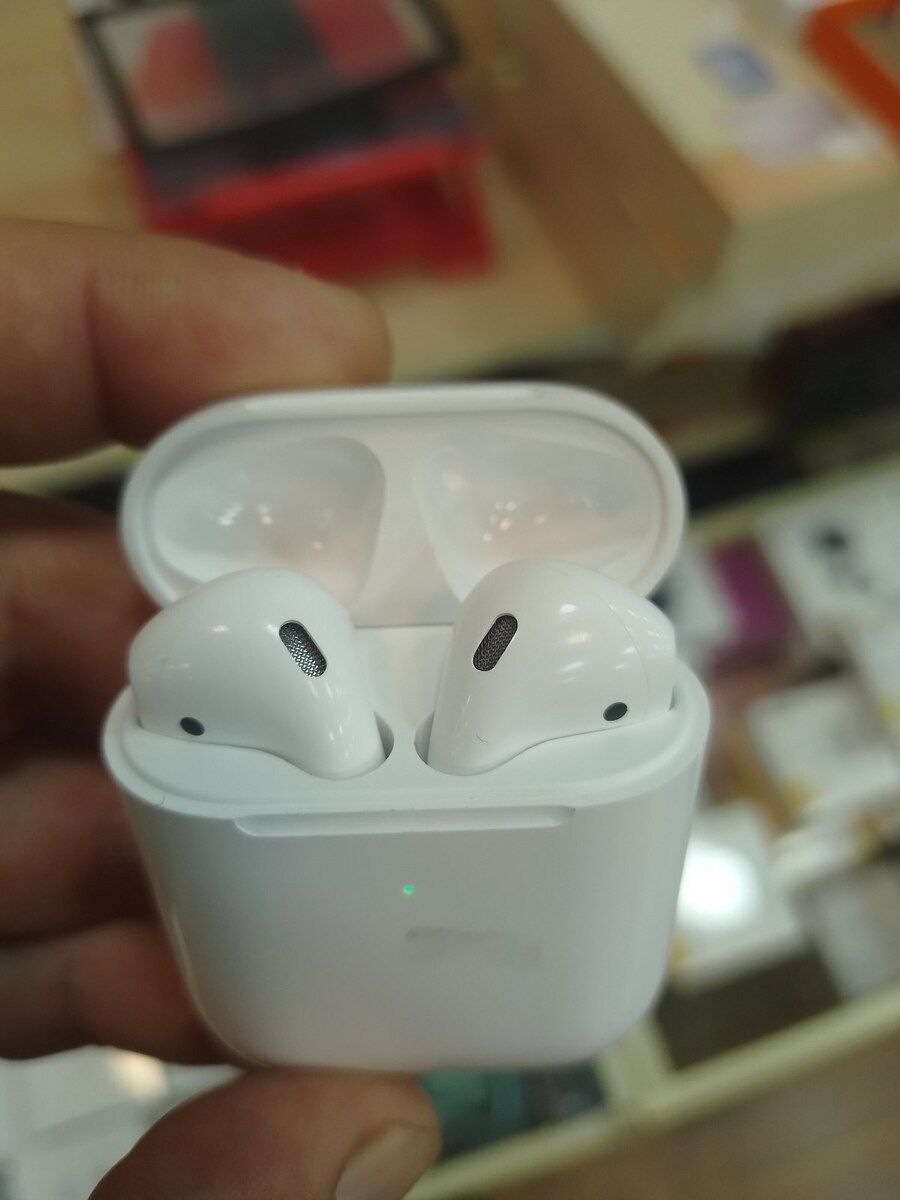 AirPods — Səs texnikası, Bakı