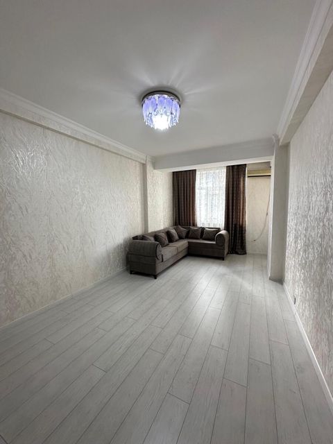 Satılır 2 otaqlı yeni tikili 70 m² — Bakı