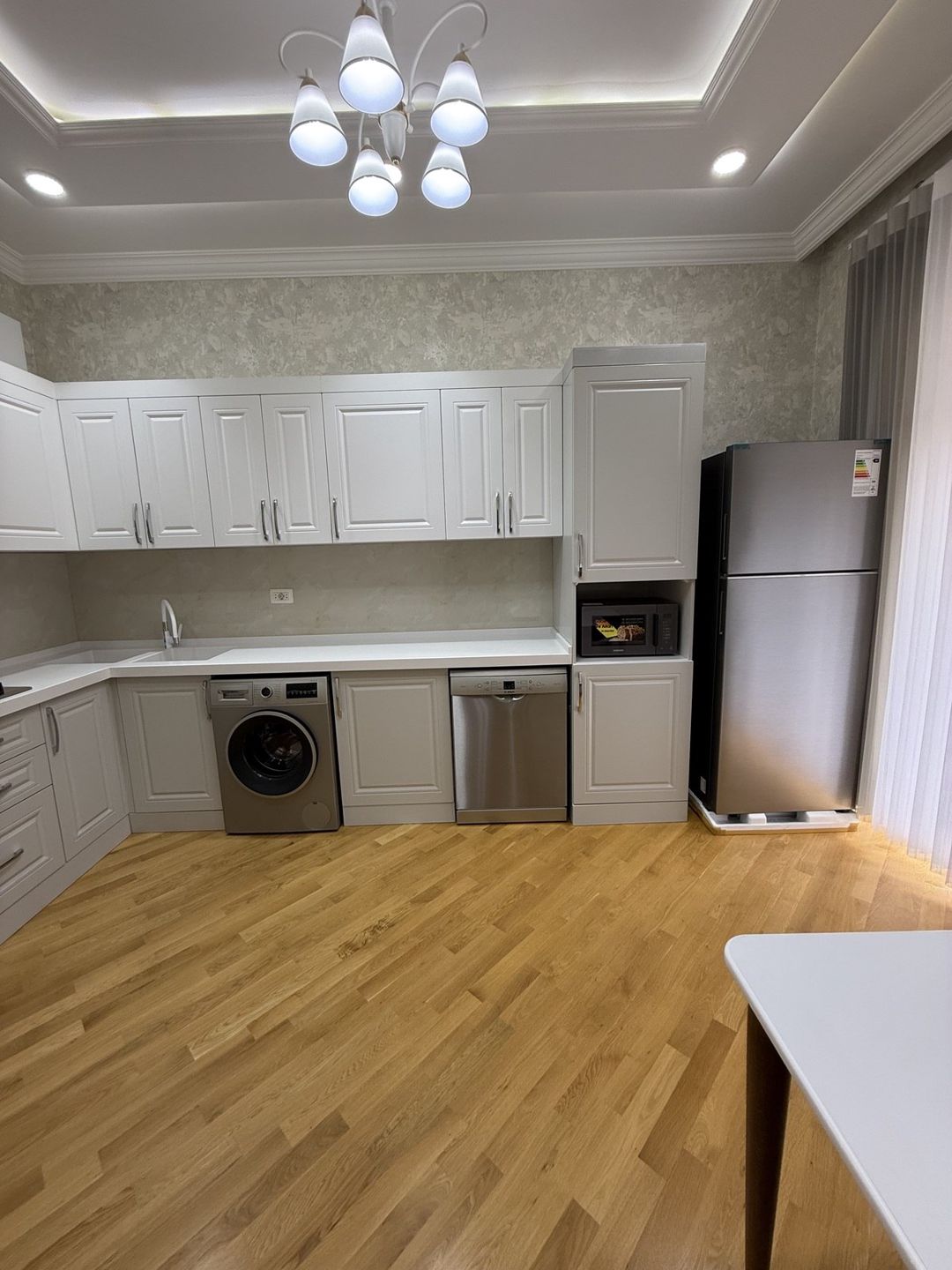 İcarəyə verilir 3 otaqlı yeni tikili 100 m² — Mənzil, Bakı (7)