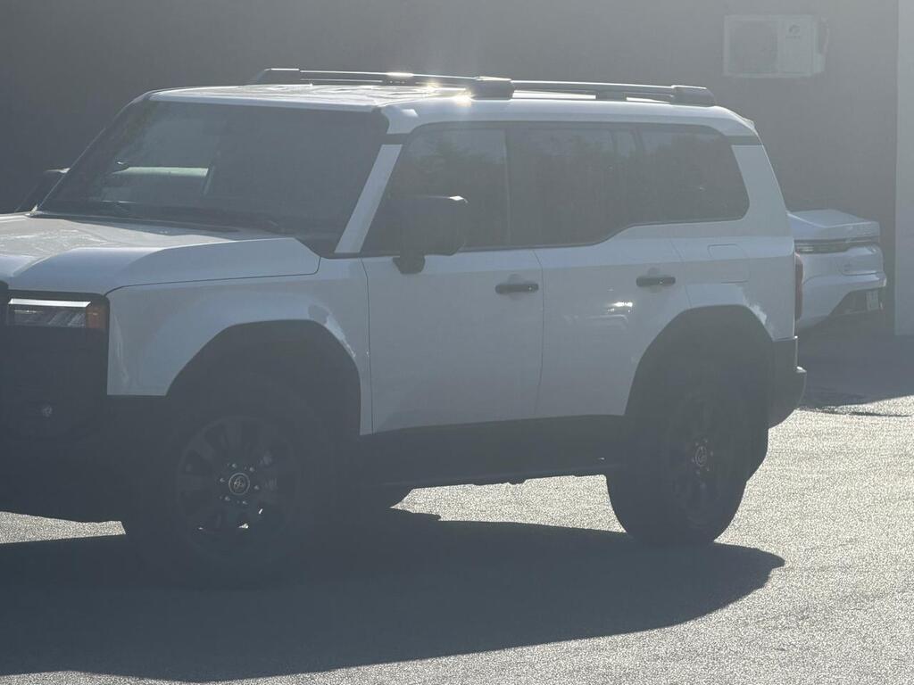 Toyota Land Cruiser Prado, 2.7 L, 2025 il, 18 600 km — Avtomobillər, Bakı (9)