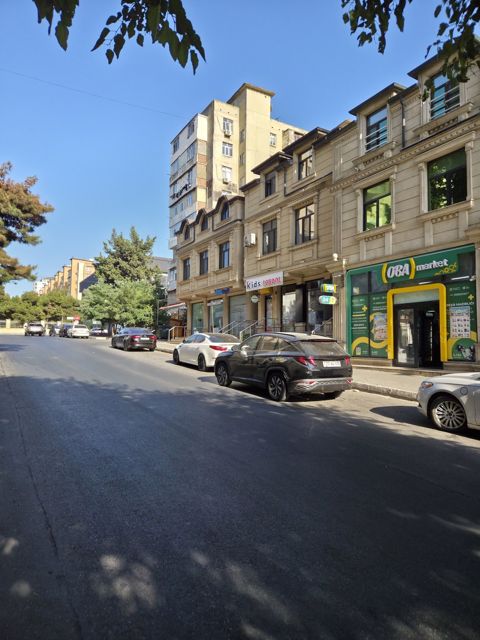 İcarəyə verilir obyekt 190 m² — Bakı