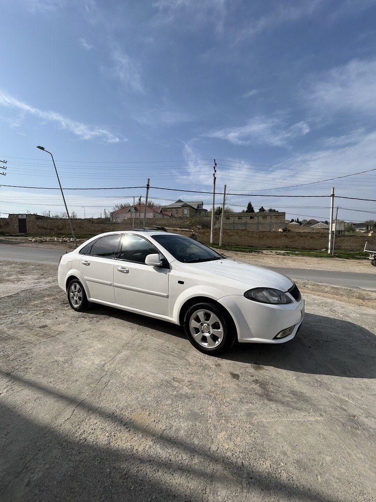 Daewoo Gentra, 1.5 L, 2014 il, 300 000 km — Avtomobillər, Bakı (2)