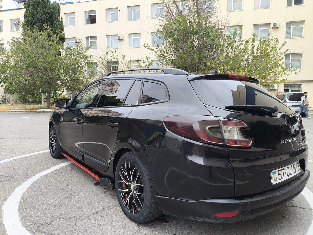 Renault Megane, 1.5 L, 2010 il, 390 000 km — Avtomobillər, Bakı (5)