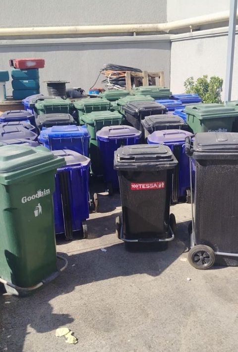 Zibil qabilari say coxdur Qiymet 25 azn (1). Unvan Xirdalan — Xırdalan