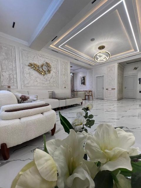 Satılır 3 otaqlı yeni tikili 160 m² — Bakı