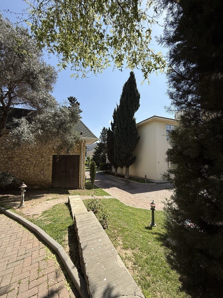 Satılır 6 otaqlı həyət evi/bağ evi 340 m² — Ev, villa, Bakı (3)