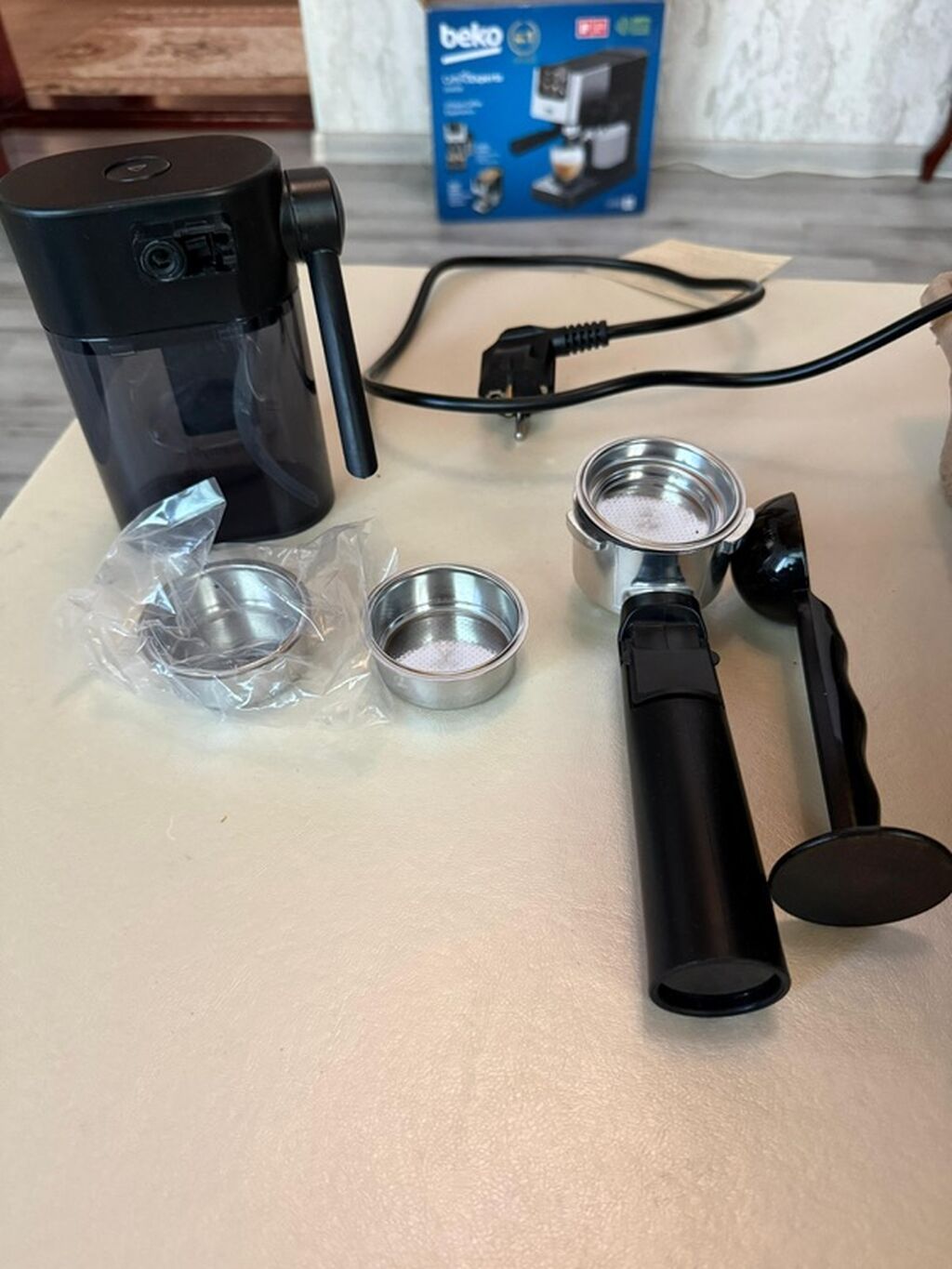 Beko CreamyPro espresso/kofe aparatı - Brend/model: Beko CreamyPro — Qahvə aparatları və maşınları, Bakı (5)