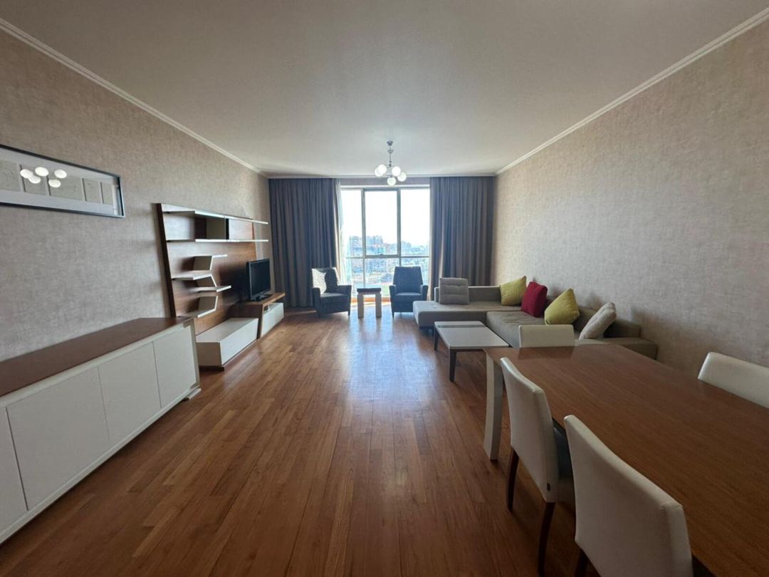 İcarəyə verilir 4 otaqlı yeni tikili 210 m² — Mənzil, Bakı (2)