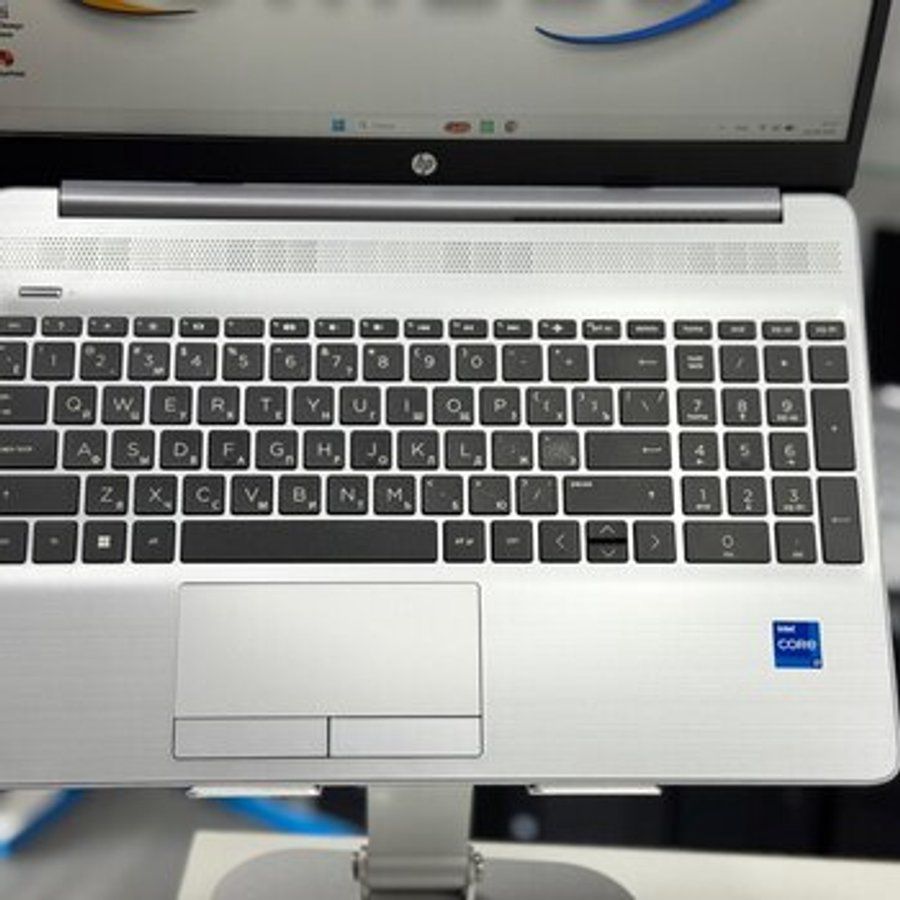 Noutbuk HP 250 G8 — Noutbuklar, Bakı (4)