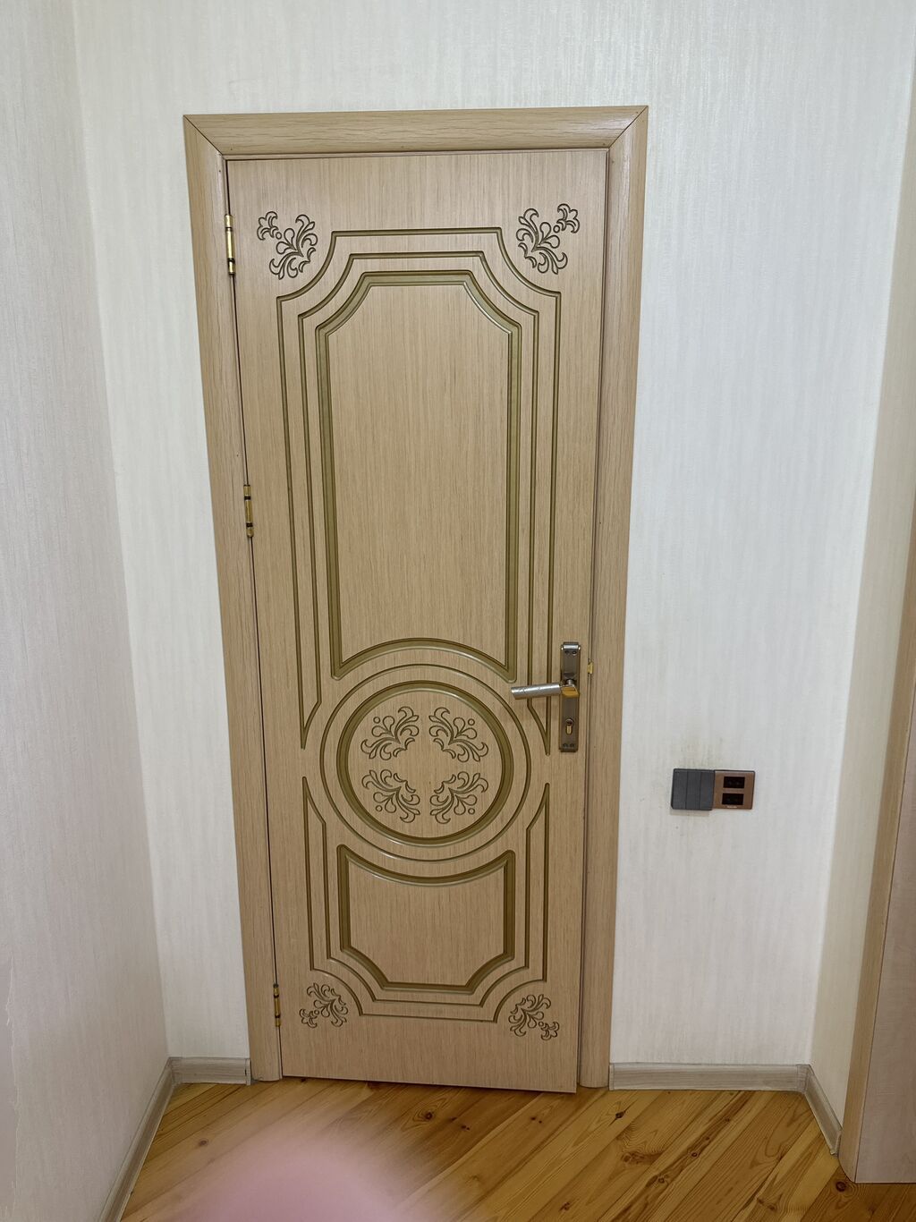 Otaq qapıları — Pəncərələr, qapılar, balkonlar, Sumqayıt (4)