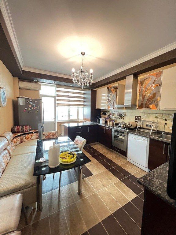 Satılır 4 otaqlı yeni tikili 214 m² — Mənzil, Bakı (4)