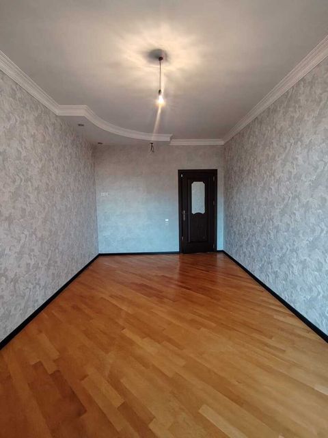 İcarəyə verilir 4 otaqlı köhnə tikili 100 m² — Sumqayıt
