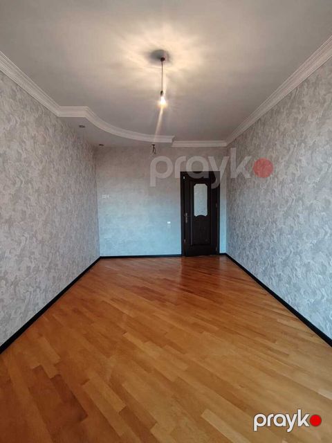 İcarəyə verilir 4 otaqlı köhnə tikili 100 m²