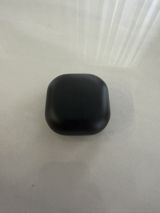 Samsung Galaxy Buds seriyasının simsiz qulaqlıq qutusu (şarj — Chargers