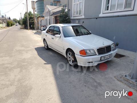 Mercedes C 200, 2.0 L, 1999 il, 313 015 km