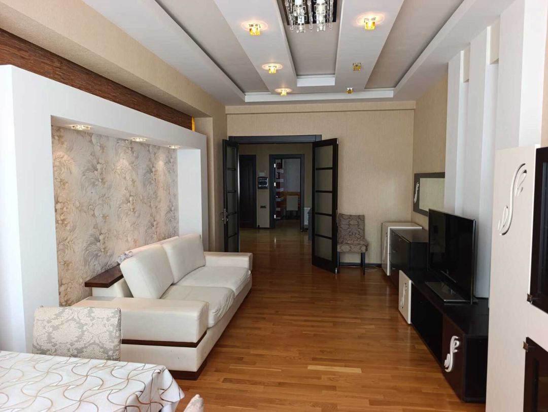 Satılır 3 otaqlı yeni tikili 115 m² — Mənzil, Bakı (2)