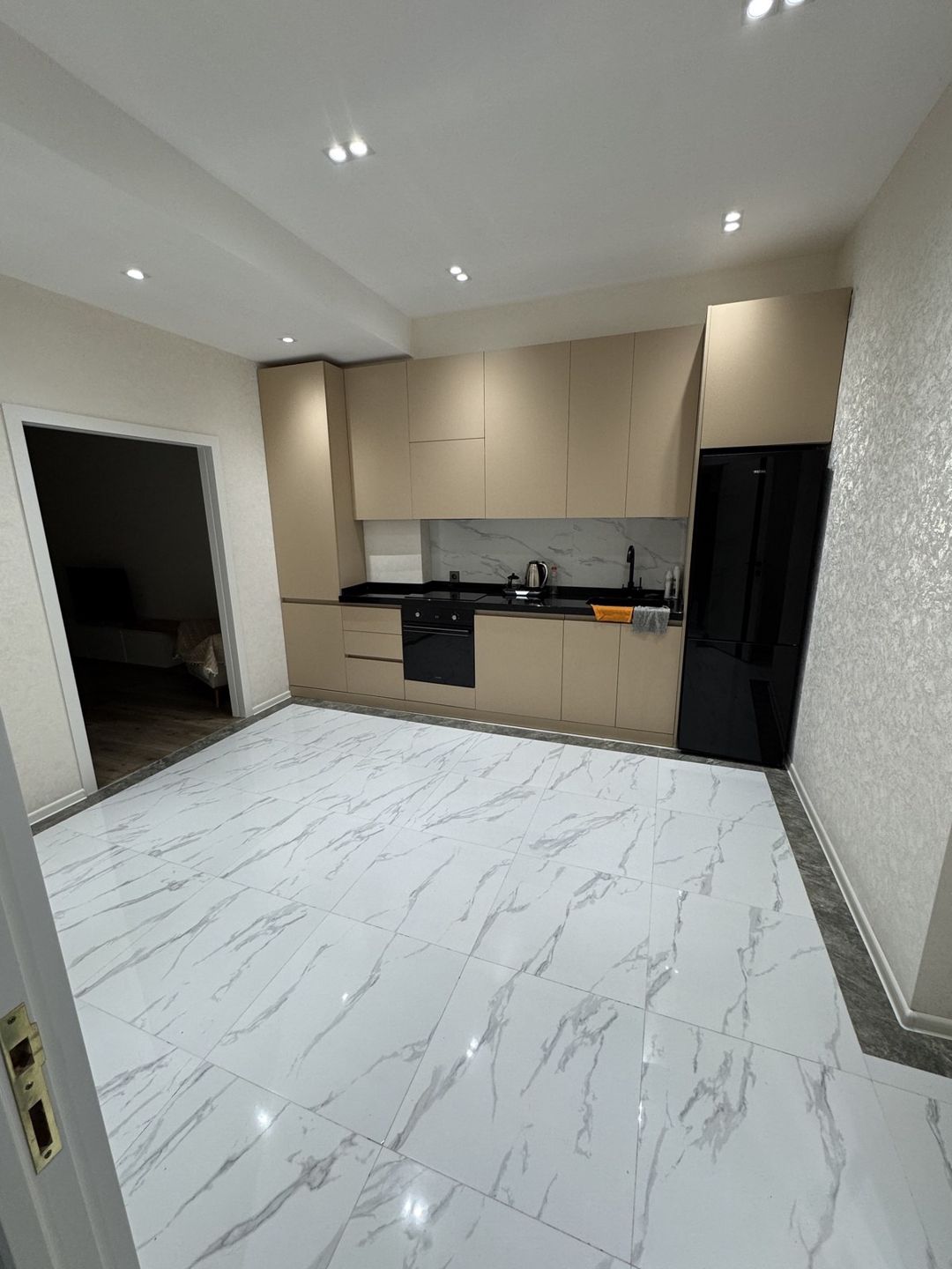 İcarəyə verilir 2 otaqlı yeni tikili 75 m² — Mənzil, Bakı (4)