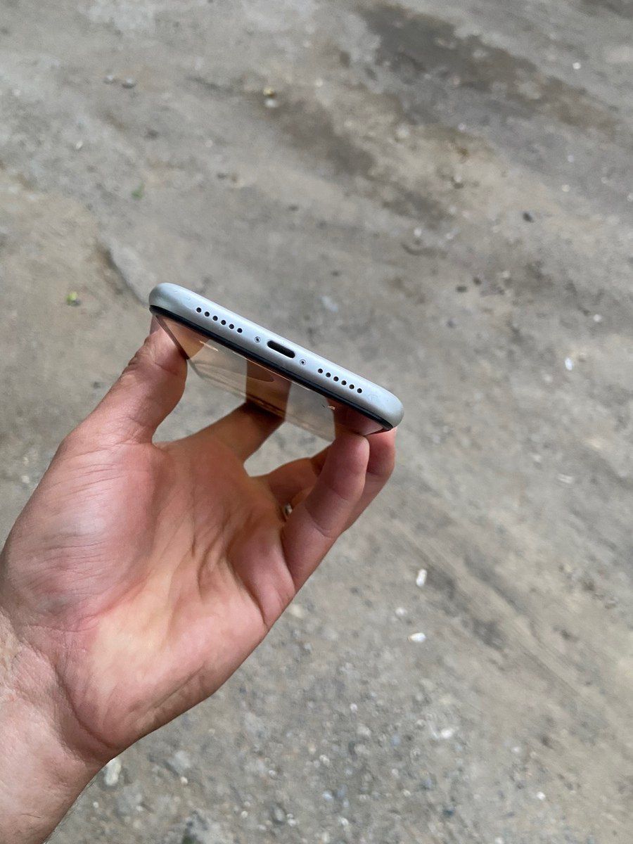 Apple iPhone 11 White 64GB/4GB — Smartfonlar, Bakı (4)