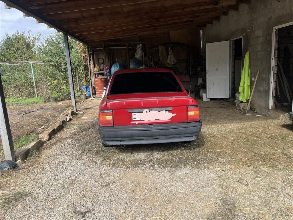 Model: opel vectra 1991 ci il (sedan, qırmızı rəng) Kuzov: 4 qapılı — Avtomobillər, Quba (6)