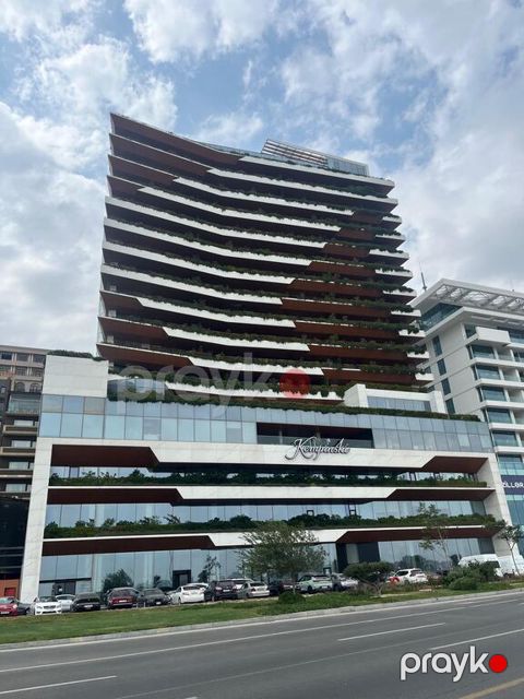 Satılır 3 otaqlı yeni tikili 249 m²