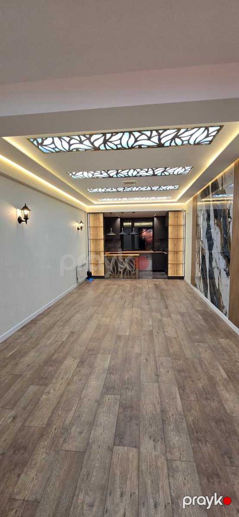 Satılır 3 otaqlı yeni tikili 102 m²