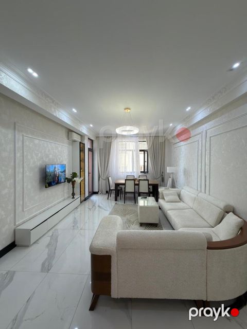 Satılır 3 otaqlı yeni tikili 95 m²