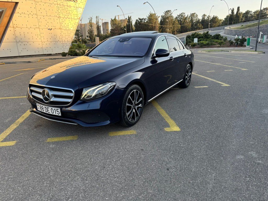 Mercedes E 220 d, 2.1 L, 2016 il, 165 000 km — Avtomobillər, Bakı (3)